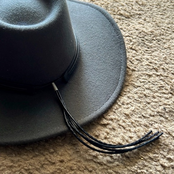 Kenny K Size L Dark Gray Hat. 100% Wool. New. With Tags. Never Used. - Picture 6 of 6